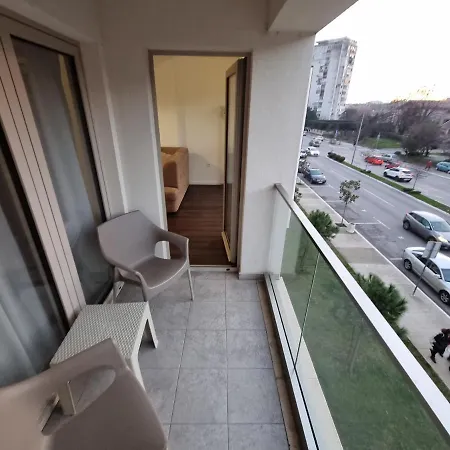 Stan Na Dan Apartment