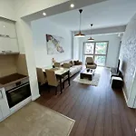 Апартаменти Stan Na Dan
