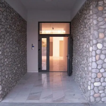 Stan Na Dan Apartment